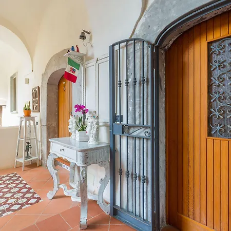 Orchid Corner ベッド・アンド・ブレックファスト 4*