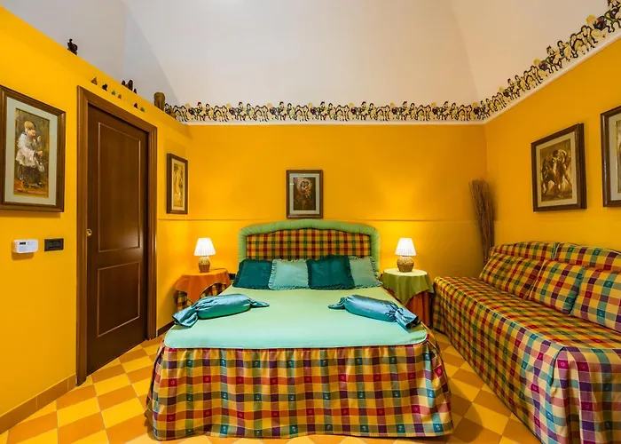 Orchid Corner Bed & Breakfast 4*