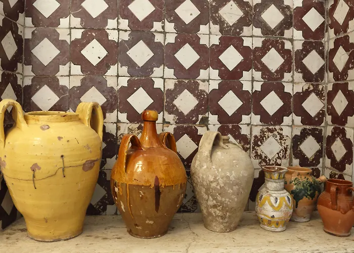 Orchid Corner Bed & Breakfast 4*