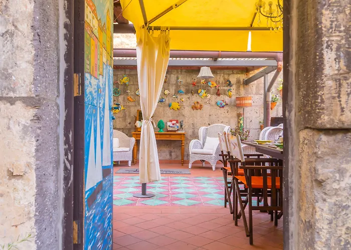 Orchid Corner Bed & Breakfast 4*